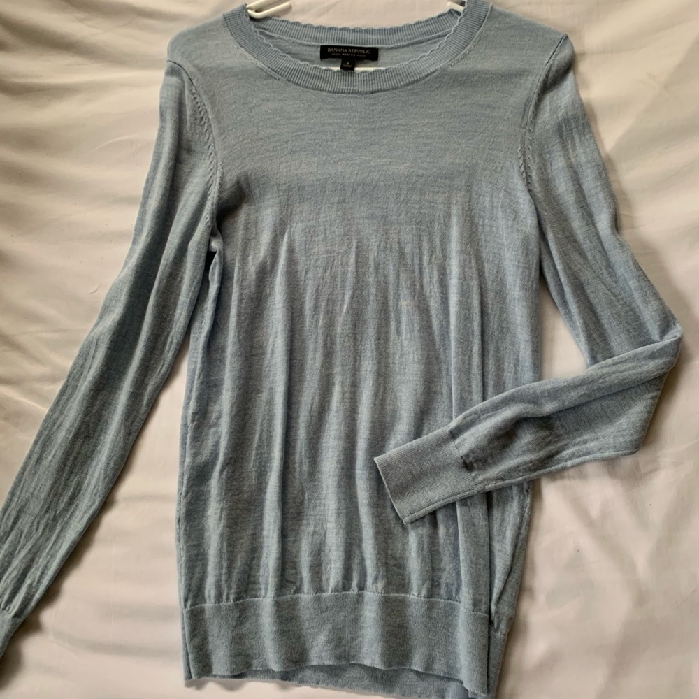 Light Blue Wool Sweater with Scalloped Collar
